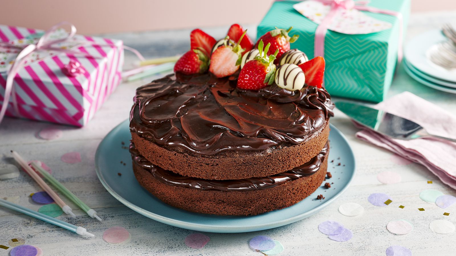 Family Flavours: The Ultimate Chocolate Ganache Fudge Cake